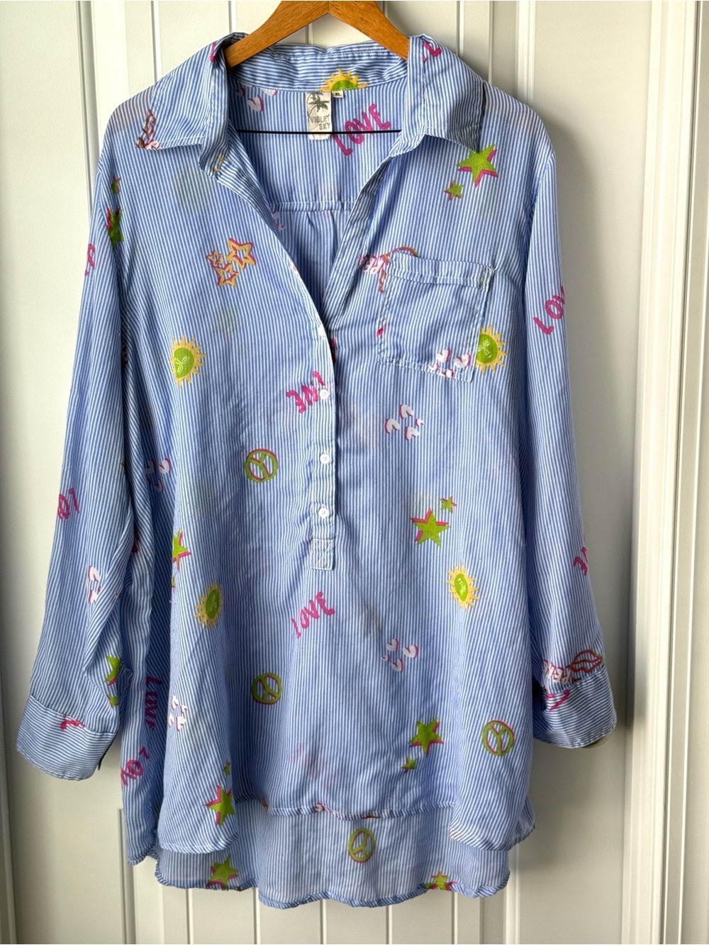Violet Sky Women's Peace Love Roll Tab Sleeved Button Down Tunic Size XL